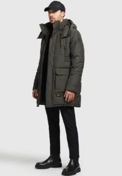 Khujo VIVAS - Wintermantel - Dunkeloliv -Khujo Geschaft 00d25e28b757428b8abcd145bd8d2fd0